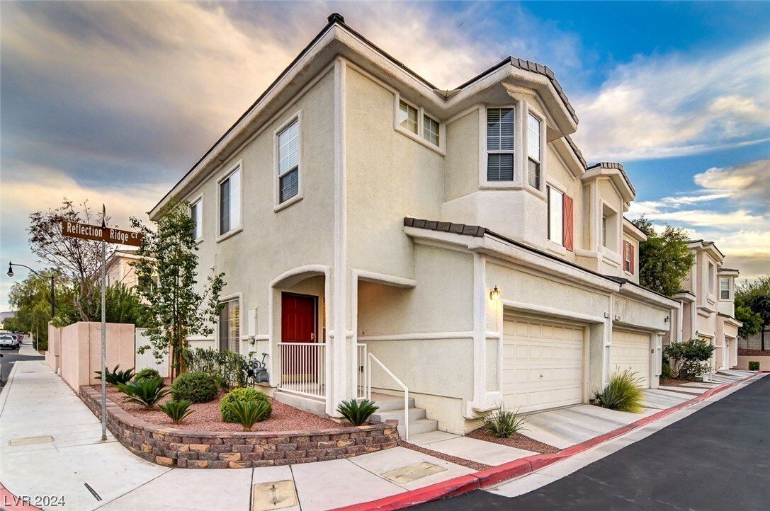 262 Reflection Ridge Ct, Henderson, NV 89052 Townhome Rentals in