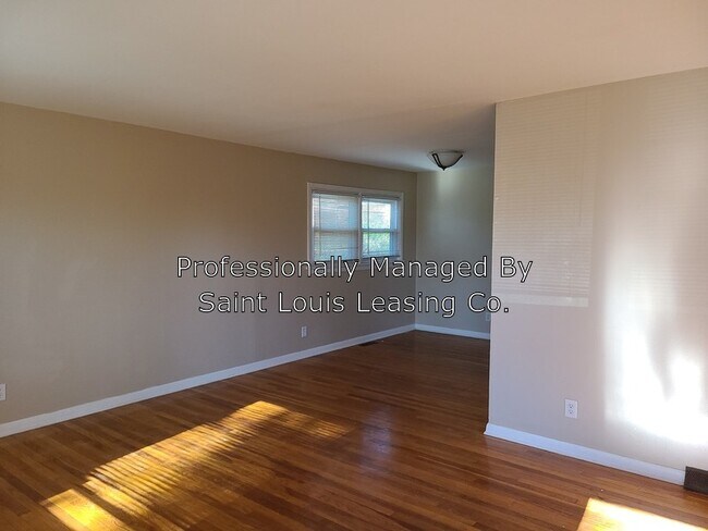 Building Photo - 113 Bayview Dr
