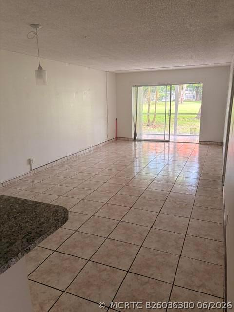 Foto del edificio - 607 S State Rd 7