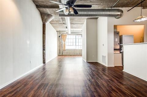 Building Photo - 1 Bedroom in Fort Worth, TX 76104