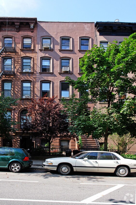 Foto del edificio - 490 3rd St