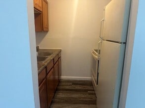 Building Photo - 2822 Price Ave