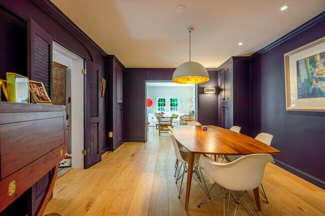 Foto del edificio - 4612 Sedgwick St NW