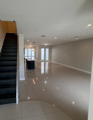Building Photo - 6440 NW 103rd Psge