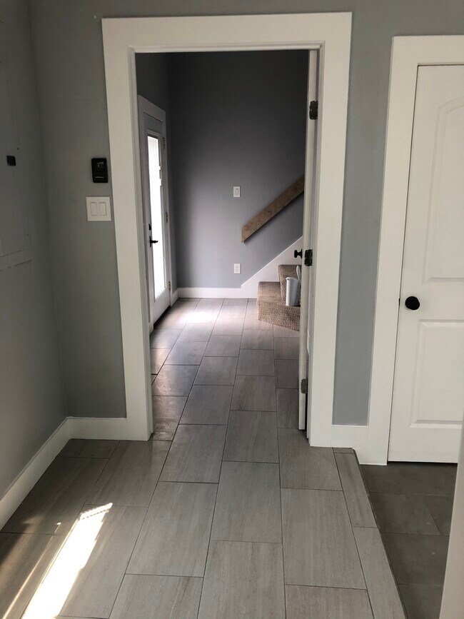 Foto del edificio - 1640 Winding Creek Ln