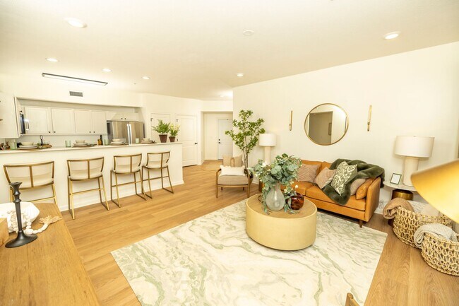 Foto del edificio - Five Points Condo