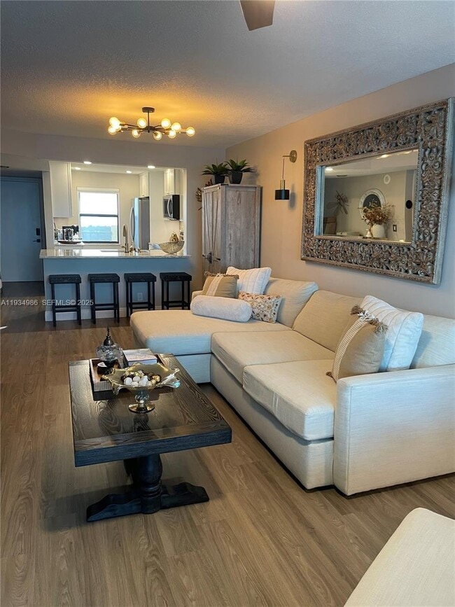 Foto del edificio - 7370 S Ocean Dr