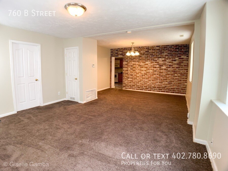 Primary Photo - 760 B St