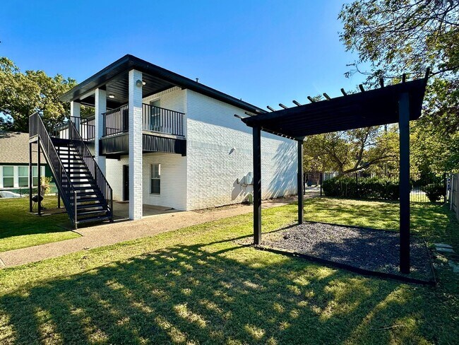 Foto del edificio - Spacious 4/2 Walking Distance to Baylor Campus & Minutes from Downtown!