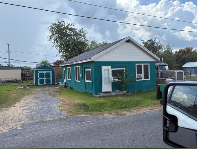 Building Photo - 129 Ayo St