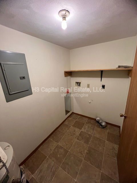 Building Photo - 130 Brookview Dr