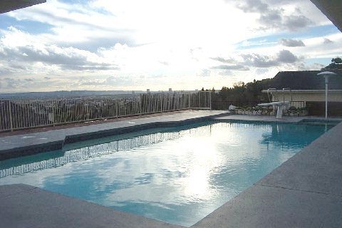 Foto del edificio - Los Feliz/Hollywood Hills AMAZING 6 Bed/4 Bath/Pool Luxury Home for Lease!