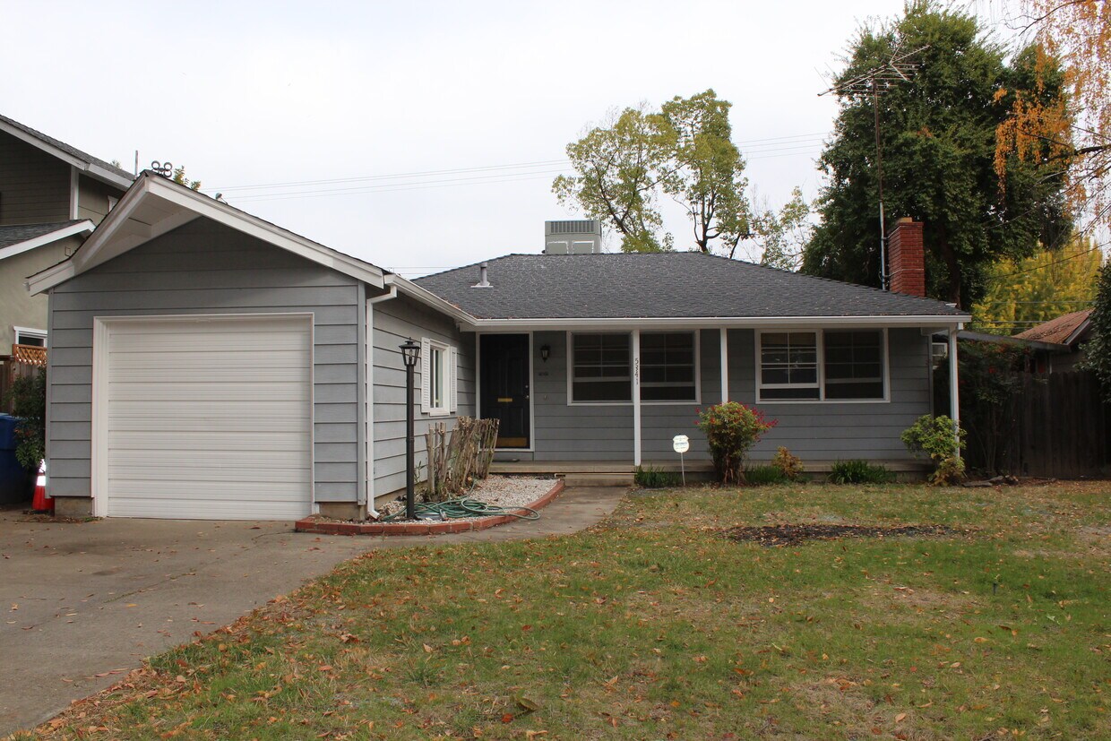 Primary Photo - 5341 Moddison Ave