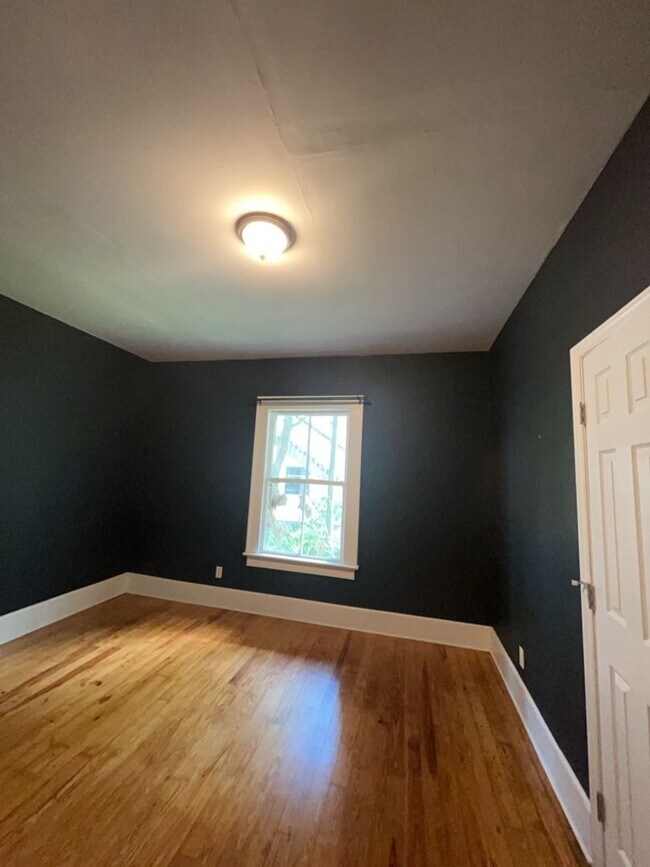 Foto del edificio - 2210 Myra St
