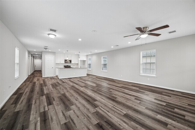 Foto del edificio - 3344 Simmons St