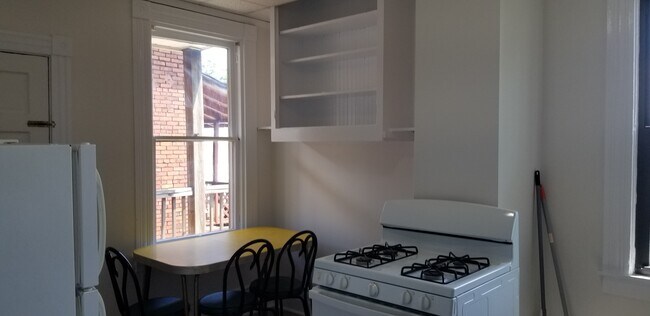 Foto del edificio - 3110 Niagara St
