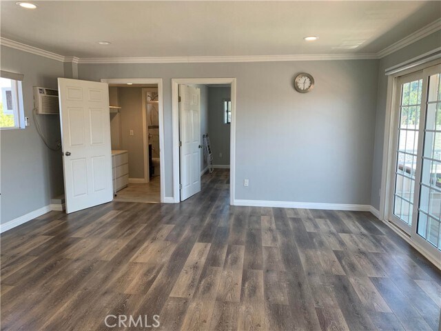 Building Photo - 14490 San Bruno Dr