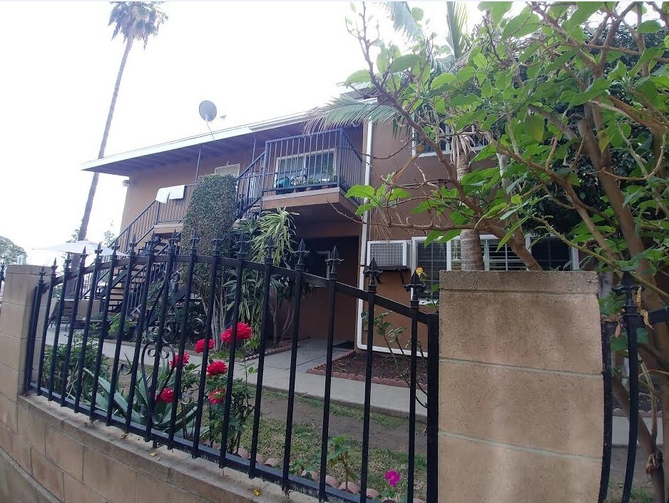Primary Photo - 10061 Carmenita Rd