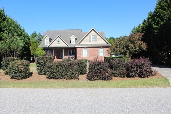 Foto del edificio - 4 Bedroom Single Family Home in Nashville