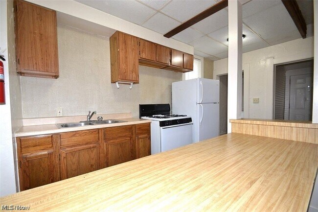 Foto del edificio - 450 Allyn St