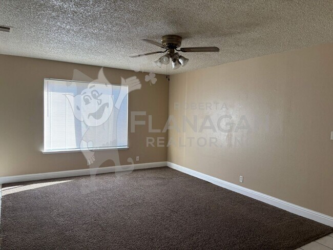 Foto del edificio - 3 Bedroom/ 2 Bathroom home