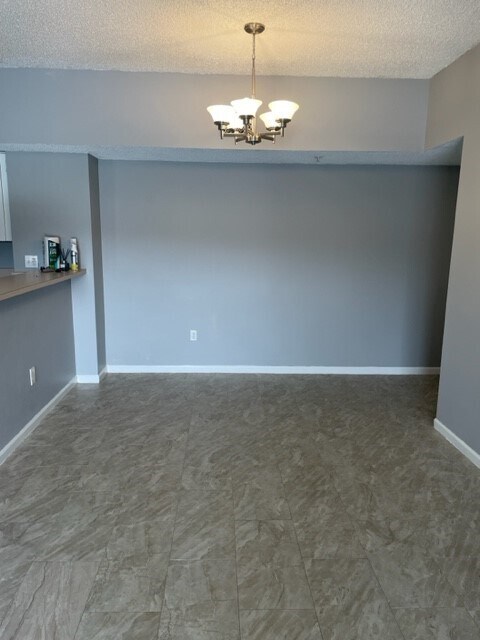 Building Photo - 1820 Florida Club Cir