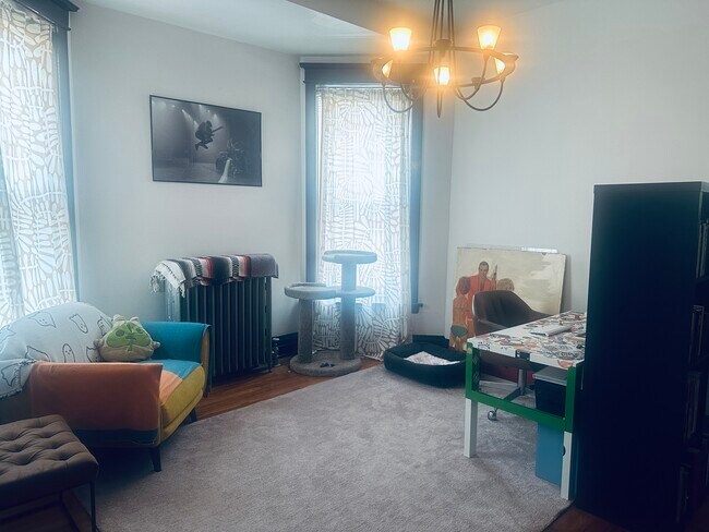 Foto del edificio - 5532 N Glenwood Ave
