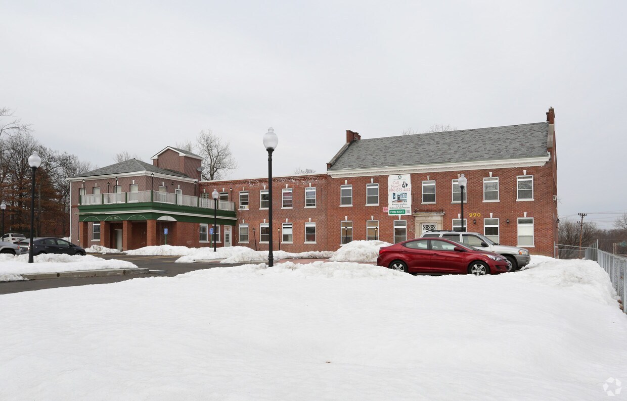 Foto del edificio - 990 Wethersfield Ave