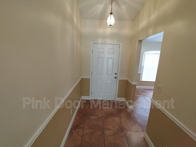 Foto del edificio - 602 Brooke Ct
