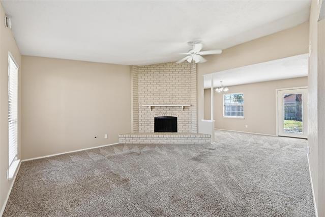 Foto del edificio - 512 White Oak St