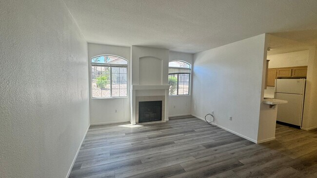 Foto del edificio - Gated Community 2 bedroom 1 car garage