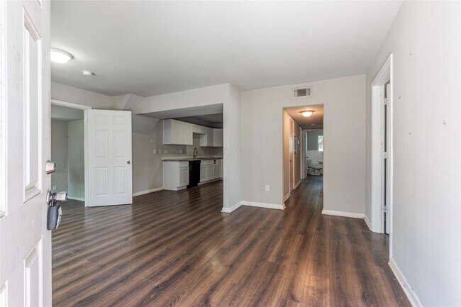 Building Photo - 2801 Virginia St