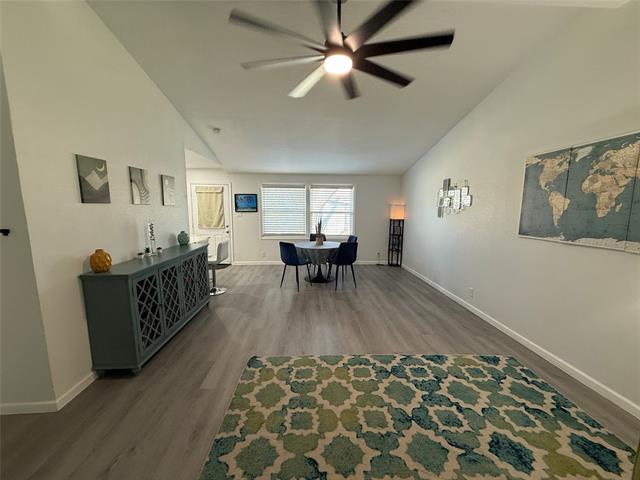 Building Photo - 816 Loganwood Ave