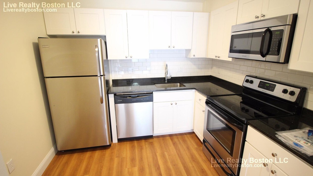 Primary Photo - 125 Tremont St
