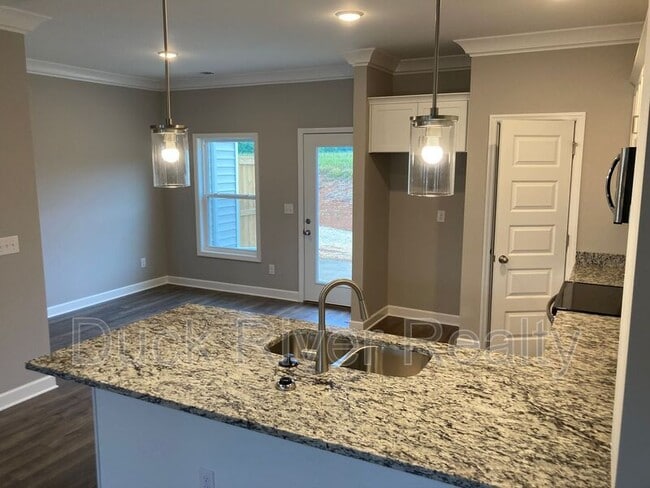Foto del edificio - 2718 Wind Gap Dr
