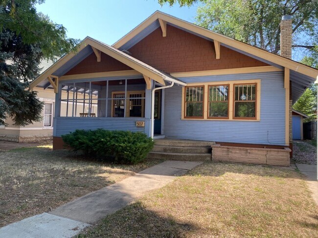 Foto del edificio - STUDENTS WELCOME! Spacious Single Family Home in Historic Old Town!