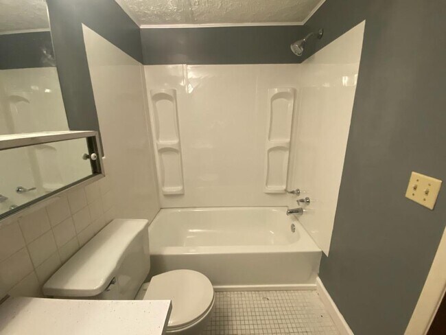 Foto del edificio - 960 S Lincoln St