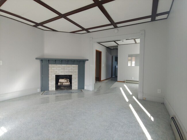 Foto del edificio - 5803 Olney St