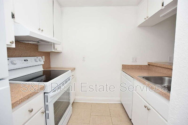 Foto del edificio - 141 Fernery Rd