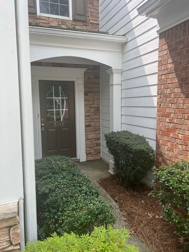 Building Photo - COMING SOON!!! 3 bed 2.5 bath townhome in Duluth!
