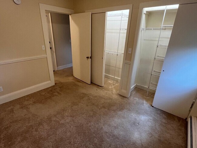 Bedroom - 69 Maple St