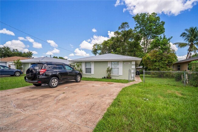 Building Photo - 5443 Sago Ave