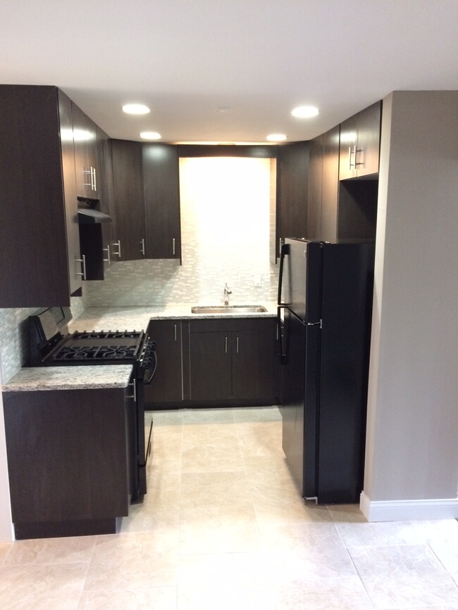Foto del edificio - 3680 119th St