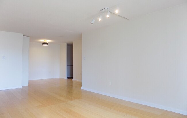 Sala de estar - 4600 S Four Mile Run Dr