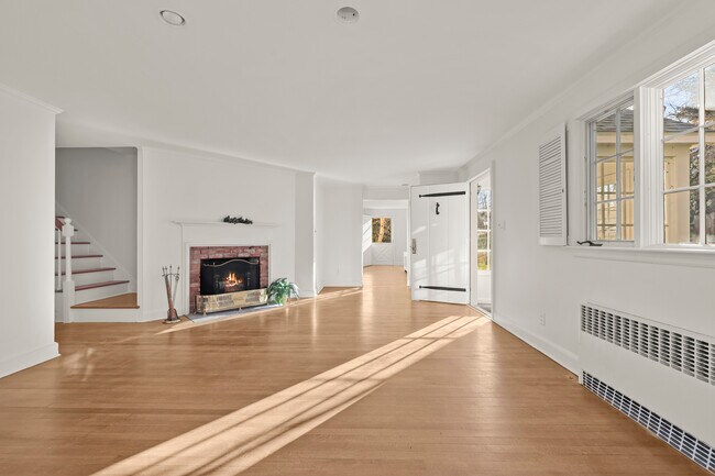 Building Photo - 18 Rockwood Lane Spur