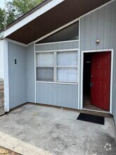 Building Photo - 4751 San Jose Manor Dr W