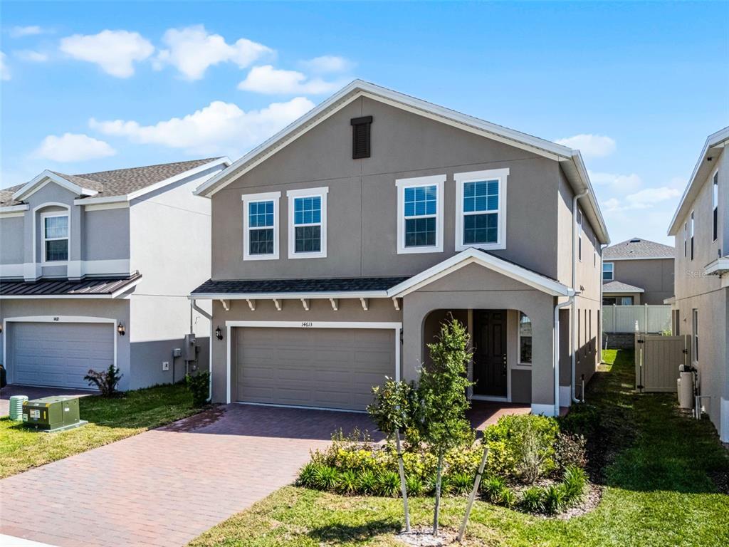 Foto principal - 14613 Erice Ave