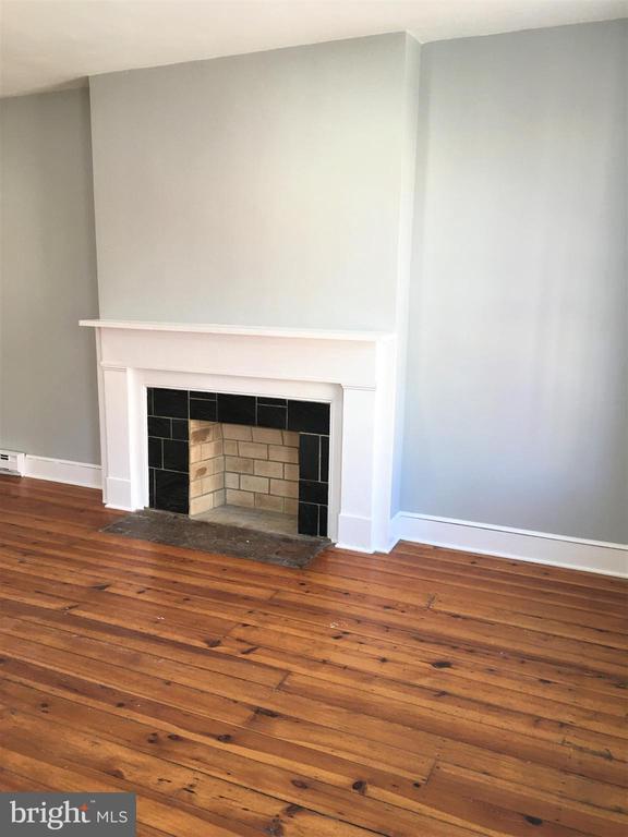 Foto del edificio - 25 W Boscawen St