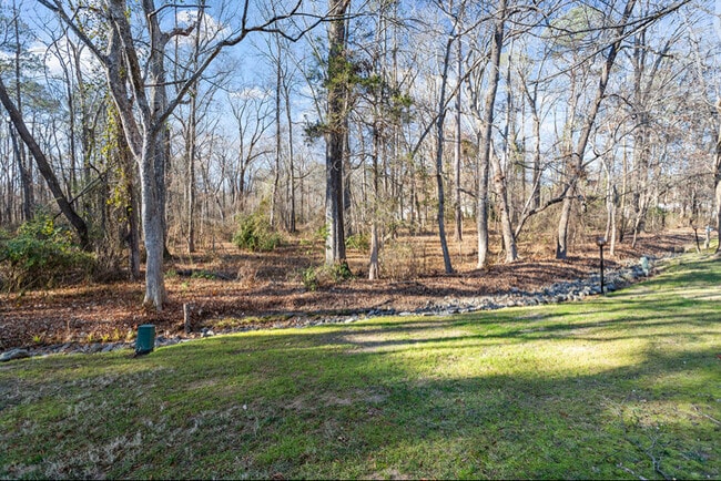 Building Photo - 4100 Five Oaks Dr