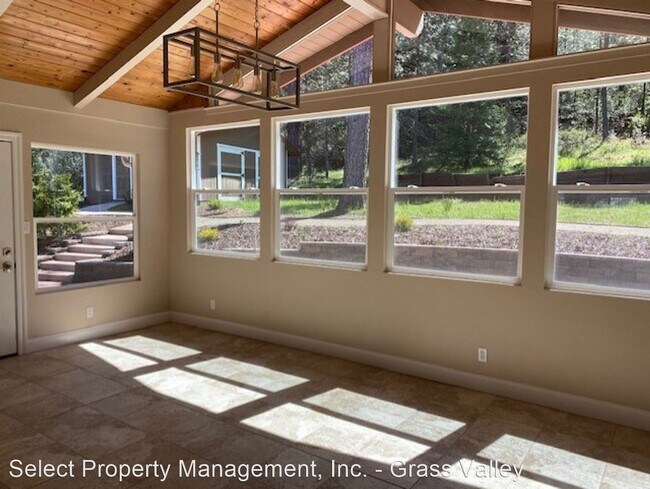 Building Photo - 3 br, 2 bath House - 12441 Combie Rd